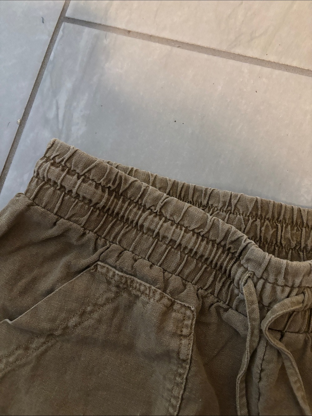 Universal Thread Olive Drawstring Utility Shorts Size S - Picture 3 of 7